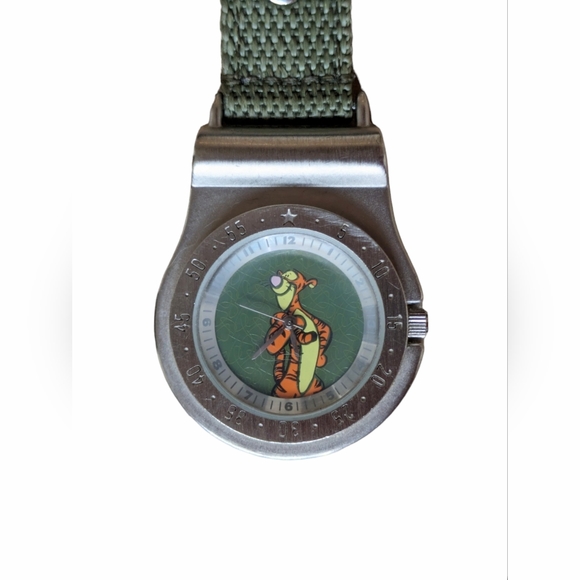 Rare Tigger The Tiger Pocket Watch with Stainless Steel Clip 12 Hour Analog Dial - Picture 2 of 10